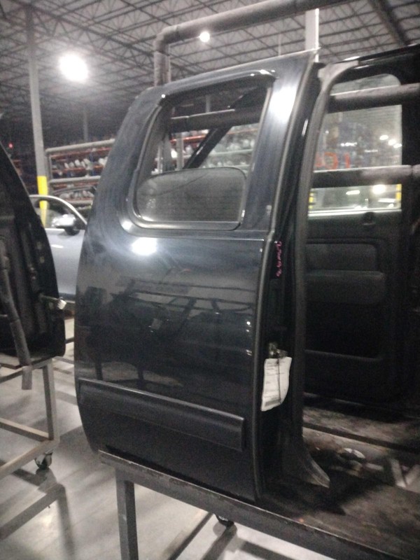 2011 GMC Sierra 1500 Pickup Right Rear Door Black 503706 142K Miles