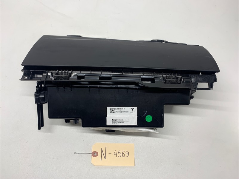 2021-22 Tesla S Glove Box Long Range Plaid Black glovebox 1563041-00-K 4569 U15
