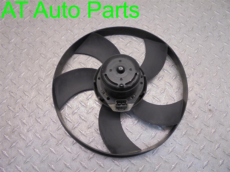 2004-2006 DODGE RAM 1500 3.7L 4.7L 5.7L CLLONG FAN MOTOR & BLADE OEM 05103465AA