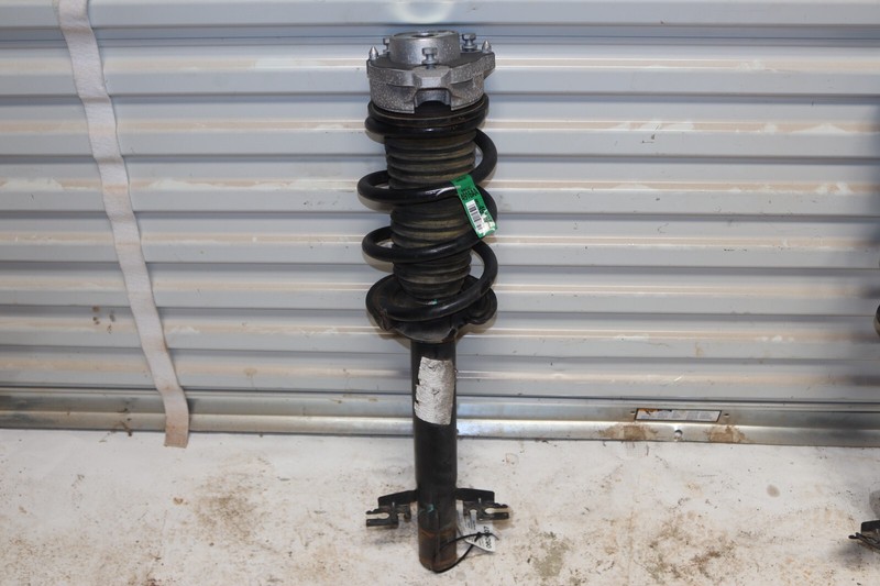 2014-2023 DODGE PROMASTER 1500 118.0" WB FRONT LEFT SHOCK STRUT ABSORBER OEM
