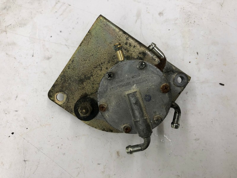 cPolaris Snowmobile 550 IQ Fuel Pump 3090082