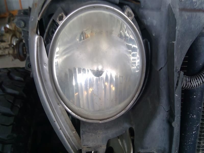 Passenger Headlight VIN W 6th Digit Jk Body Halogen Fits 07-18 WRANGLER 572948