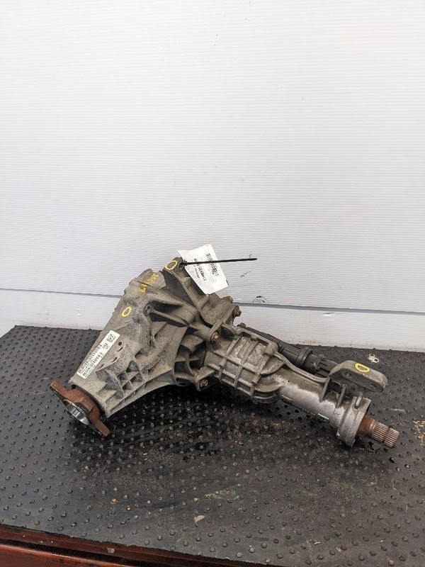 13-21 RAM 1500 CLASSIC 4X4 FRONT CARRIER ASSEMBLY1193917