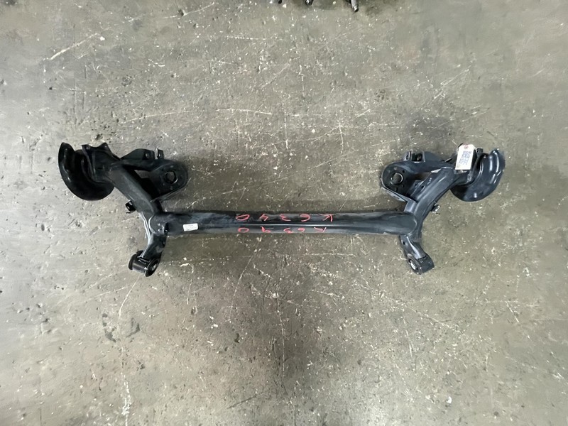 Rear Beam Axle 2019 Kia Soul 55100-B2341 2015 2016 2017 2018