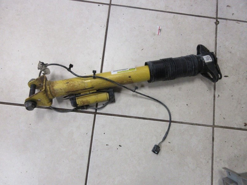 18-20 Dodge Durango SRT OEM Bilstein Rear Right Passenger Shock Strut 68306120