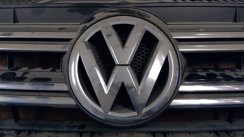 Grille Upper 4 Bars Tiguan Limited Fits 12-18 TIGUAN 732637
