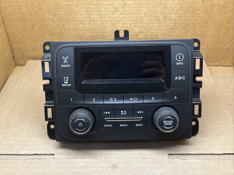 2015-2017 Jeep Renegade Bluetooth Dash Radio VP2 NAFTA SDARS 07356543170