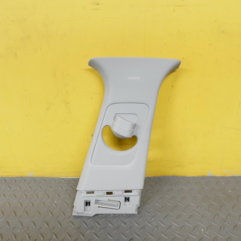 2025-2026 KIA K4 RIGHT SIDE CENTER B PILLAR UPPER TRIM COVER PANEL 85841GG000