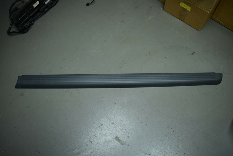 2005-2012 NISSAN FRONTIER SIDE RAIL FACTORY OEM