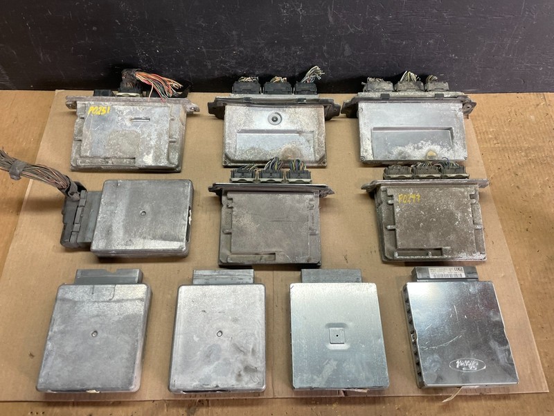 Mix of 10 Ford ECM Engine Computer Module AB7830