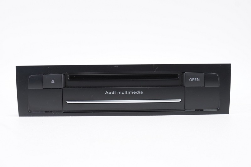 AUDI Q7 MMI Multimedia Control Unit Radio CD DVD Player w/ Navi OEM 2013 - 2015