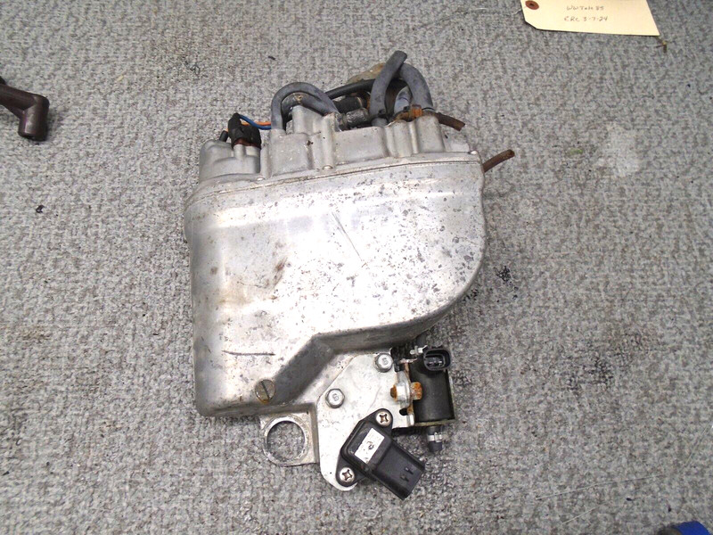 FLOAT CHAMBER ASSY VST 68F-14182-01-00 YAMAHA OUTBOARD 150-250 HP FOR PARTS
