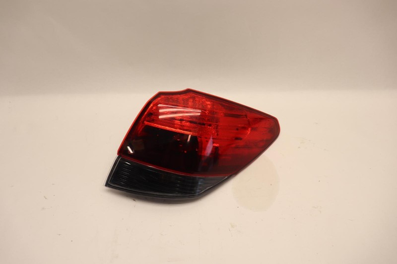2010-2014 SUBARU LEGACY OUTBACK RIGHT PASSENGER SIDE OUTER TAIL LIGHT LAMP OEM