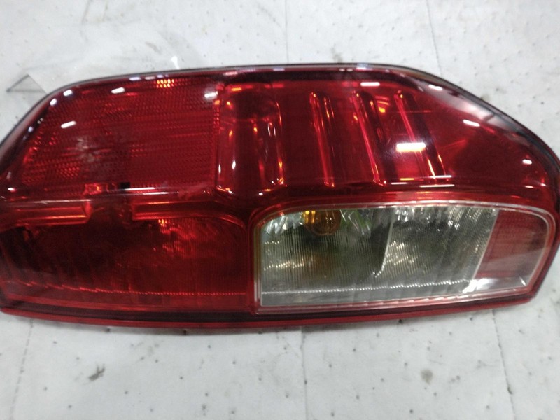 2013 Nissan Frontier Right Silver Tail Light Assembly OEM 378358 96K Miles
