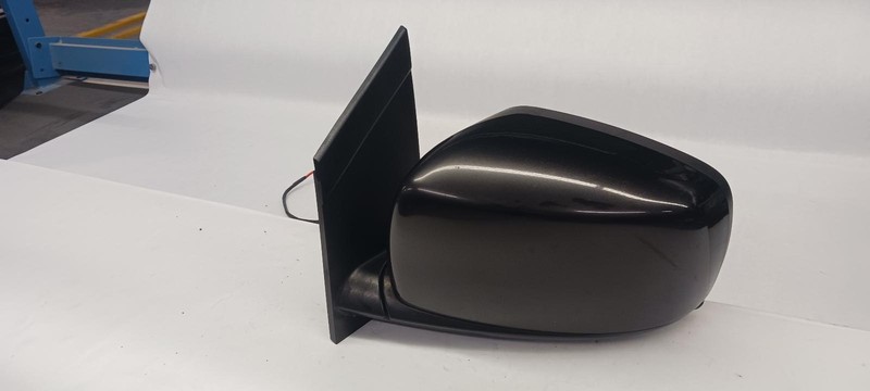 11-'16 CHRYSLER TOWN & COUNTRY Left Driver Door Mirror Power OEM Grade A