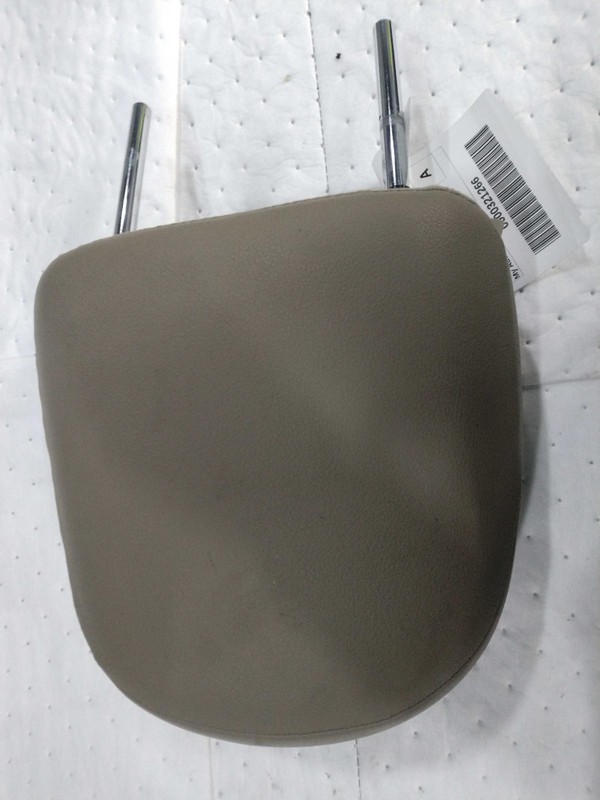 2012 Toyota RAV4 Driver Side Rear Headrest Black OEM 6237793, 167k Miles