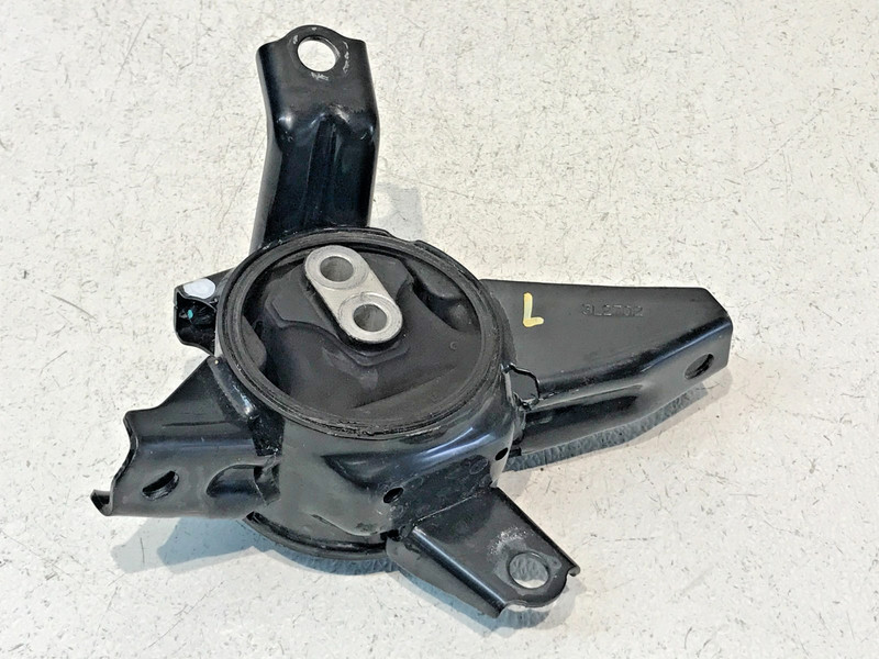 2022-2023 Hyundai Santa Cruz Left Side Engine Motor Mount 21830K5100 OEM