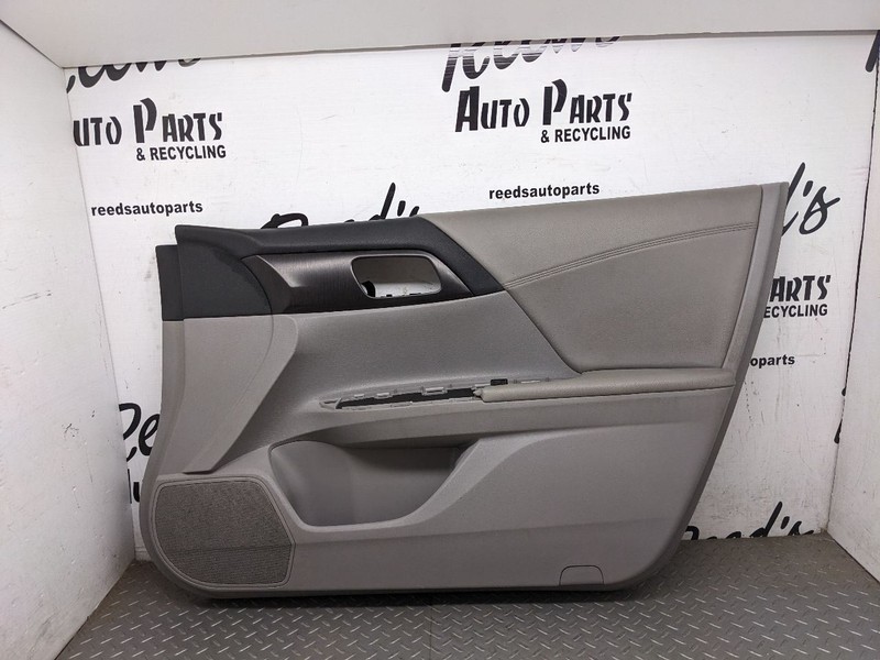 2013-2015 HONDA ACCORD LX FRONT RIGHT DOOR TRIM PANEL GRAY OEM 1189875