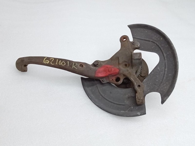 CONT-MARK 1997 Front Spindle/Knuckle 73935