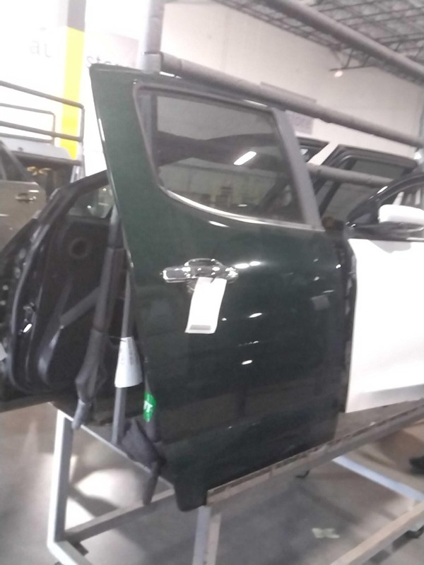 Chevrolet Colorado 2015 Right Rear Door GREEN 7667030 8293