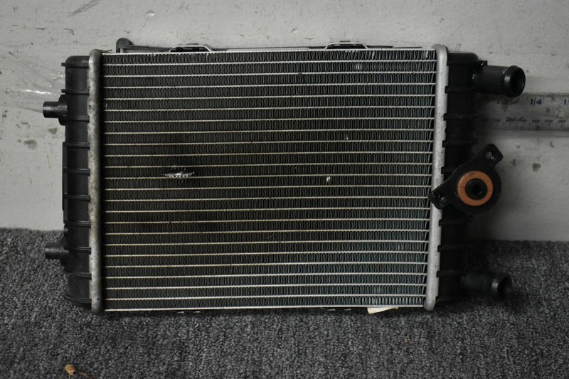 2017-2018 AUDI Q7 4M Auxiliary Coolant Radiator 4M0121212D NEW GENUINE