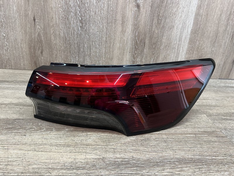 2022-24 INFINITI QX60 REAR RGHIT SIDE TAIL LIGHT LAMP ASSY OEM PART# 26550-6SA2A
