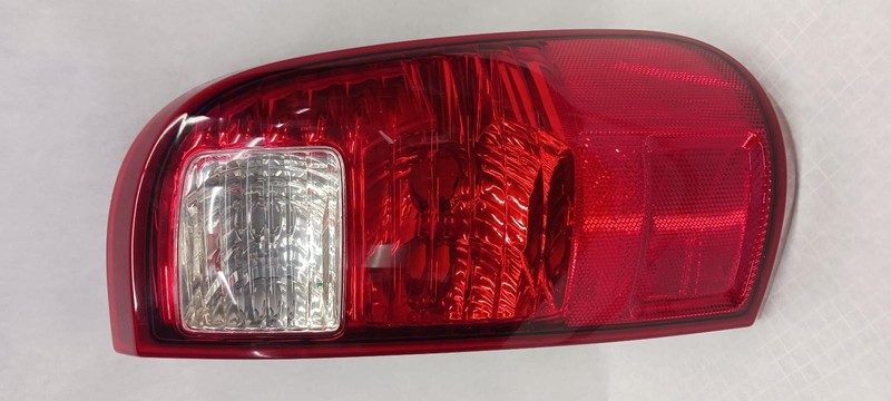 99-'07 FORD F350SD Right passenger Taillight OEM Grade A!