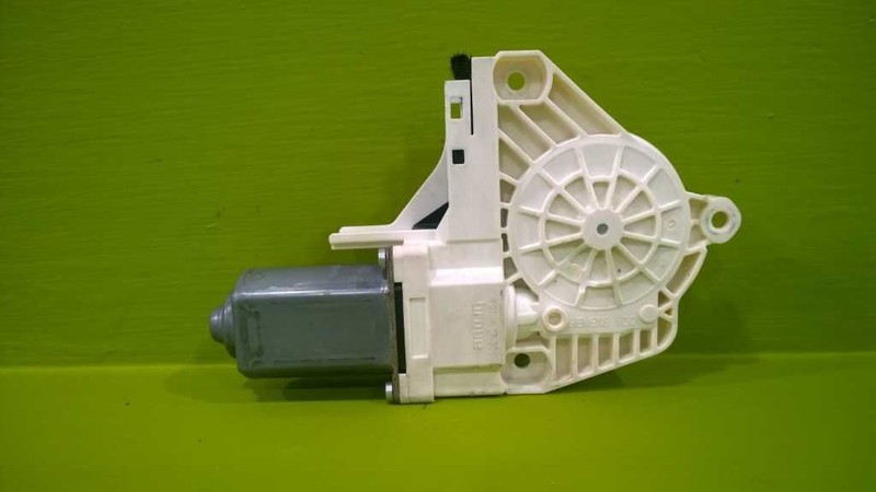 05 06 LR3 RANGER ROVER SPORT PASSENGER RIGHT REAR WINDOW MOTOR OEM 3366-15