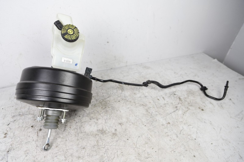 14-20 MASERATI GHIBLI BRAKE MASTER CYLINDER BOOSTER & RESERVOIR W/ VALVE & LINE