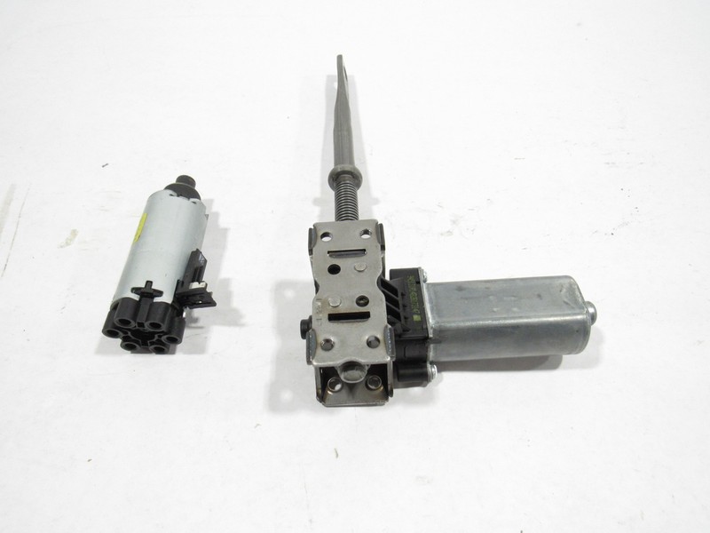 Land Range Rover Evoque 2023 Front Right Seat Adjustment Motor Set 20-24 ; :A