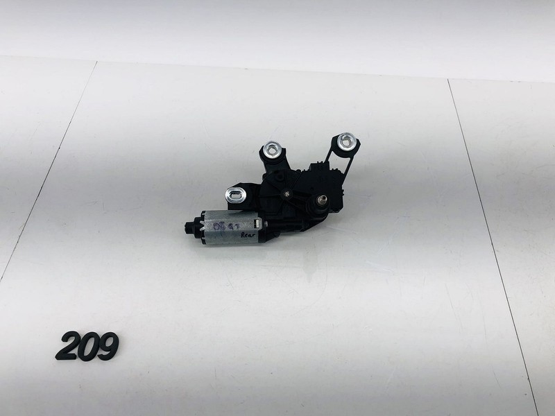 07-15 AUDI Q7 4L REAR TAILGATE LIFTAGE WIPER WASHER ARM MOTOR OEM
