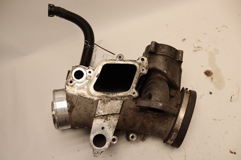 2011-2014 FORD F250 SD 6.7L DIESEL ENGINE AIR INTAKE MANIFOLD THROTTLE BODY OEM