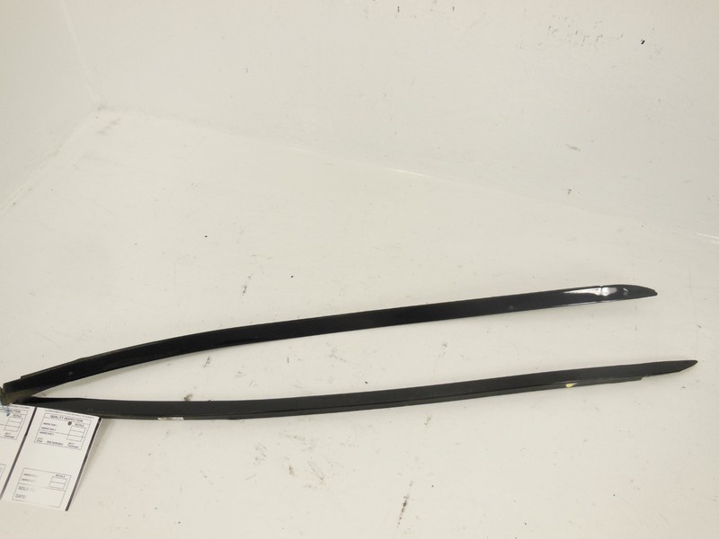 2006 06 Bentley Continental Flying Spur Windshield Rain Water Trim Moulding OEM