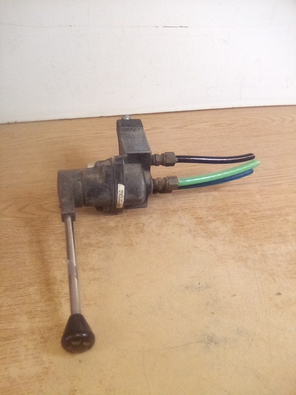 Peterbilt 379 K295-69 Trailer Brake Valve