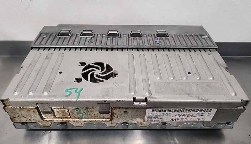 2218206889 || 2007 - 13 Mercedes CL550 W221 S550 Harman/Kardon AmplifierOEM
