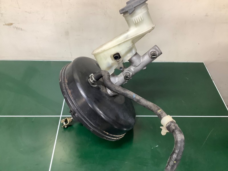 03-04 Honda Accord V6 3.0L Power brake booster w Master cylinderUsed OEM