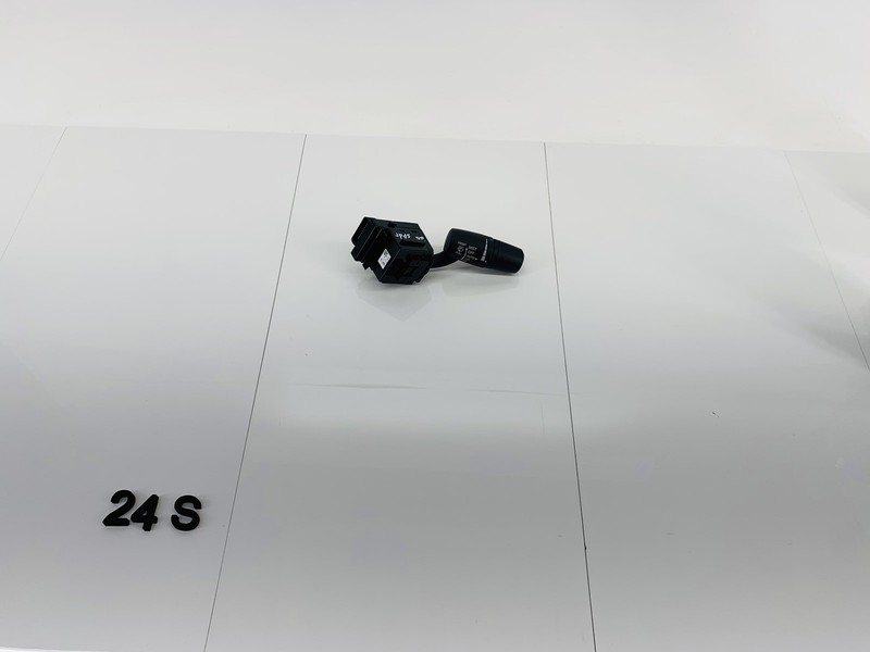 17-20 FIAT 124 SPIDER RIGHT SIDE STEERING COLUMN WIPER WASHER ARM SWITCH OEM