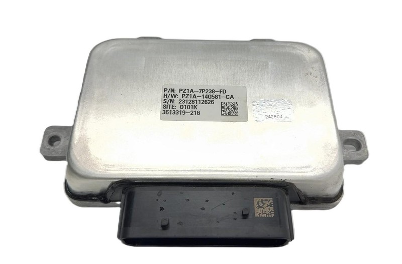 2020-2024 Ford Escape Electronic Engine Chasis Control Module PZ1A-7P238-FD OEM