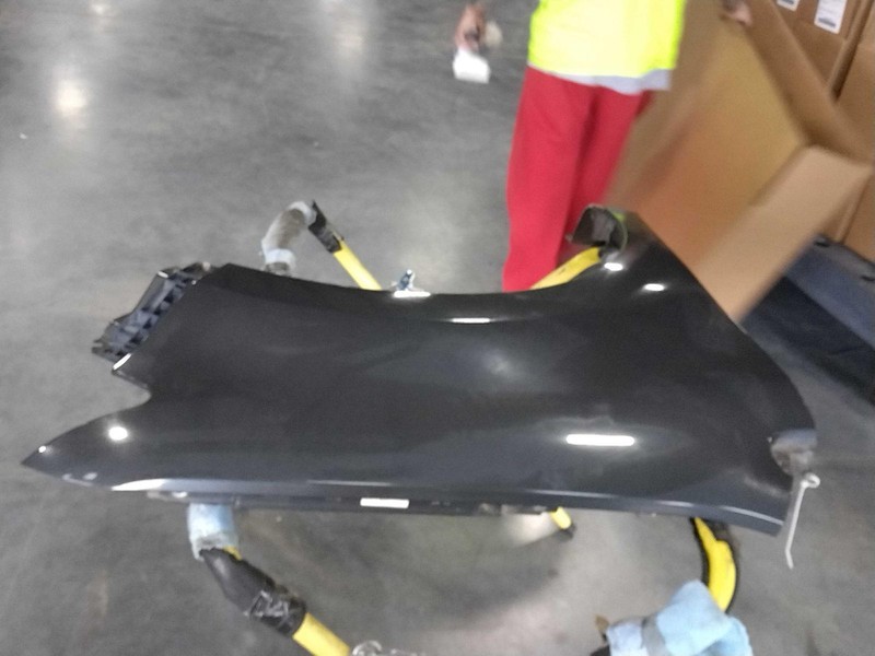 2007 Ford Edge Right Fender - Used, Scratch, 170k Miles, OEM 458293