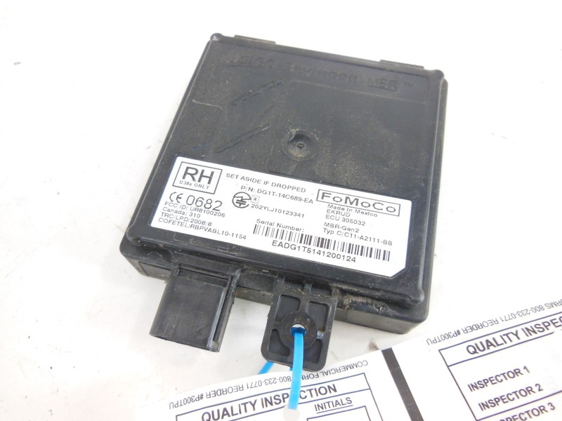 2014 14 Lincoln MKS Rear Blind Spot Control Module OEM DG1T-14C689-EA