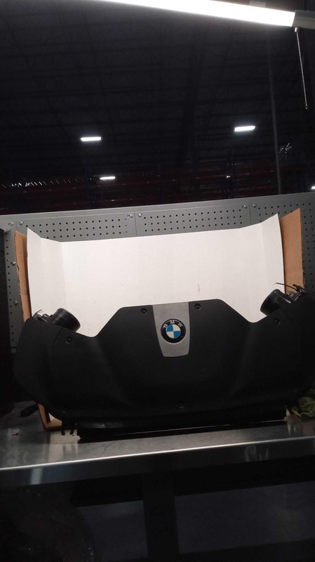 2017 BMW X6 Air Cleaner Assembly OEM 4.4L 117k Mi Grey 13717638564
