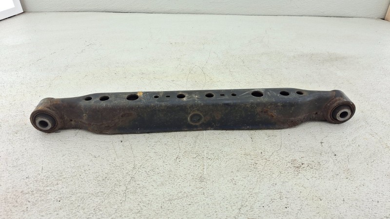 2017-2021 NISSAN ROGUE SPORT REAR LEFT DRIVER SIDE LOWER CONTROL ARM OEM