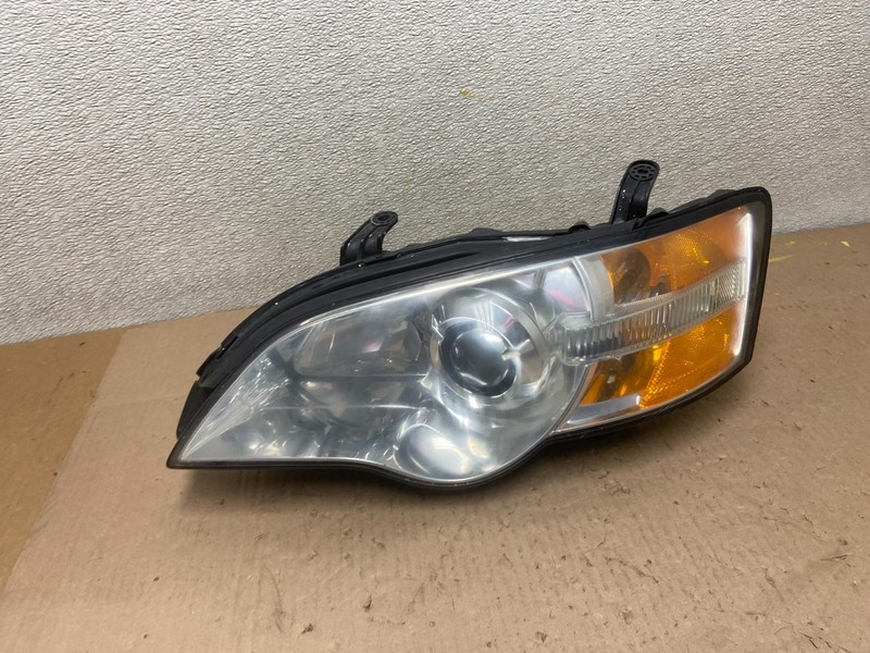2006 to 2007 Subaru Legacy Left Driver LH Side Headlight Oem AA1008 DW