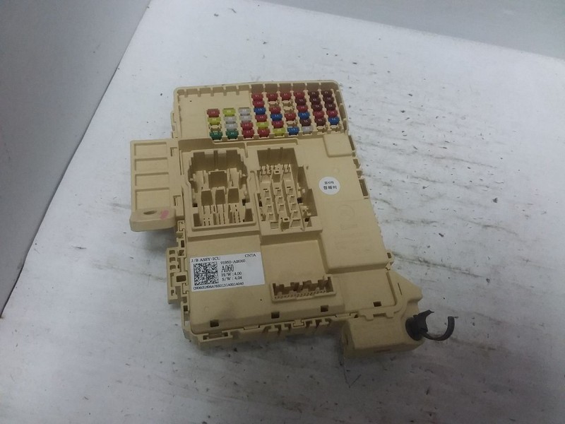 Cabin Fuse Junction Box 2022 Hyundai Elantra 91950-AB060