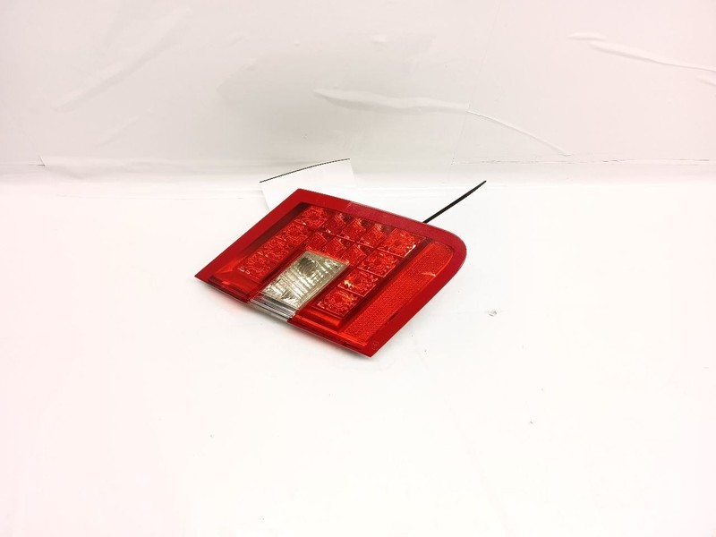 10-13 Mercedes E550 E350 W212 Left Driver Trunk Lid Inner Taillight Lamp Oem