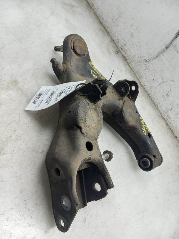98-07 LEXUS LX470 FRONT DRIVER LEFT LOWER CONTROL ARM