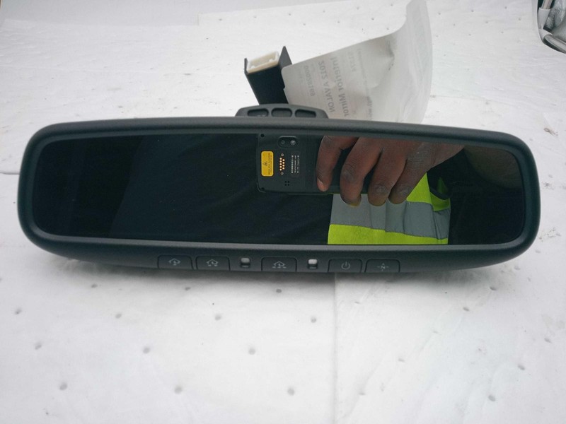 Used Front Center Interior Rear View Mirror fits: 2012 Toyota Avalon automatic d