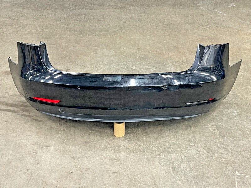 ⭐2017-2020 TESLA MODEL 3 COMPLETE REAR BUMPER COVER BLACK W/ PDC OEM LOT2425