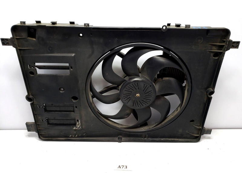 ✅ 2015-2018 OEM Volvo V60 2.0L Main Radiator Cooling Fan Assembly
