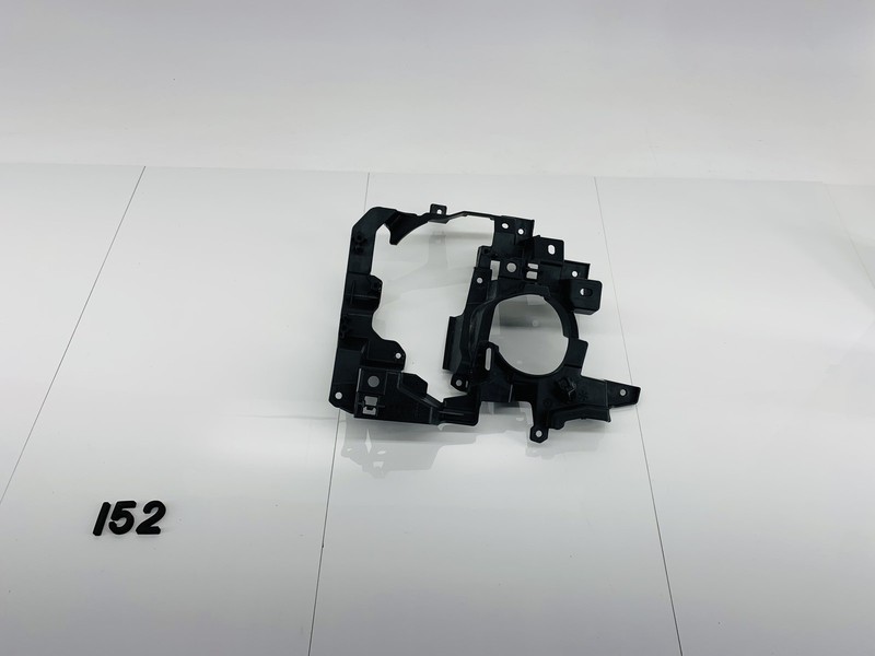 17-20 FIAT 124 SPIDER ABARTH FRONT LEFT SIDE BUMPER FOG LIGHT LAMP BRACKET OEM